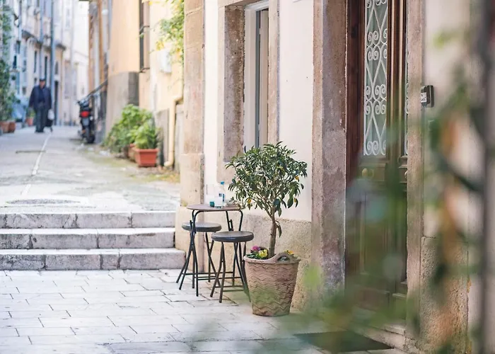 The Place Old Town * Corfu (city)
